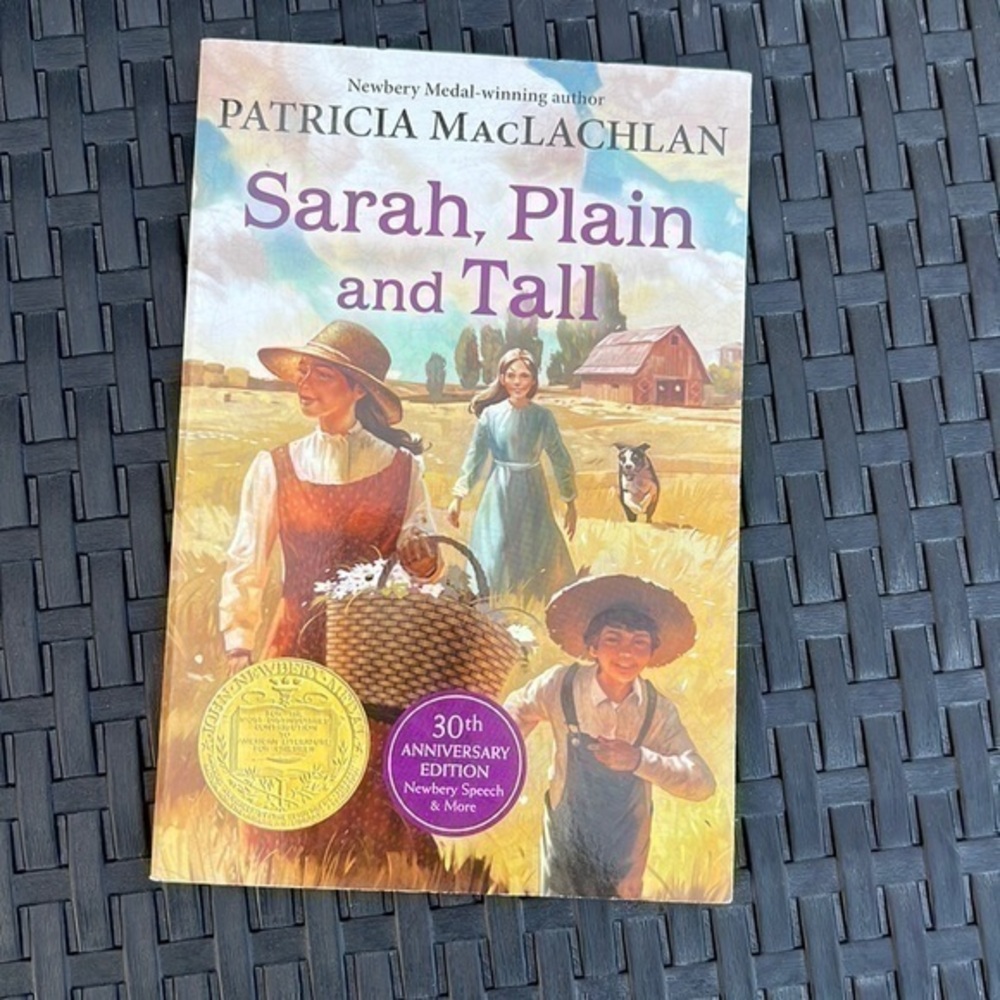 New - Sarah, Plain and Tall, by Patricia MacLachlan (BK1)